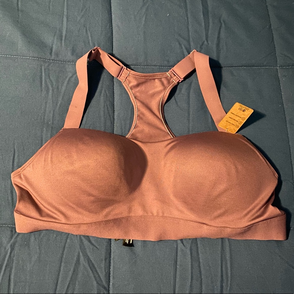 PINK Active Sports bra NWT